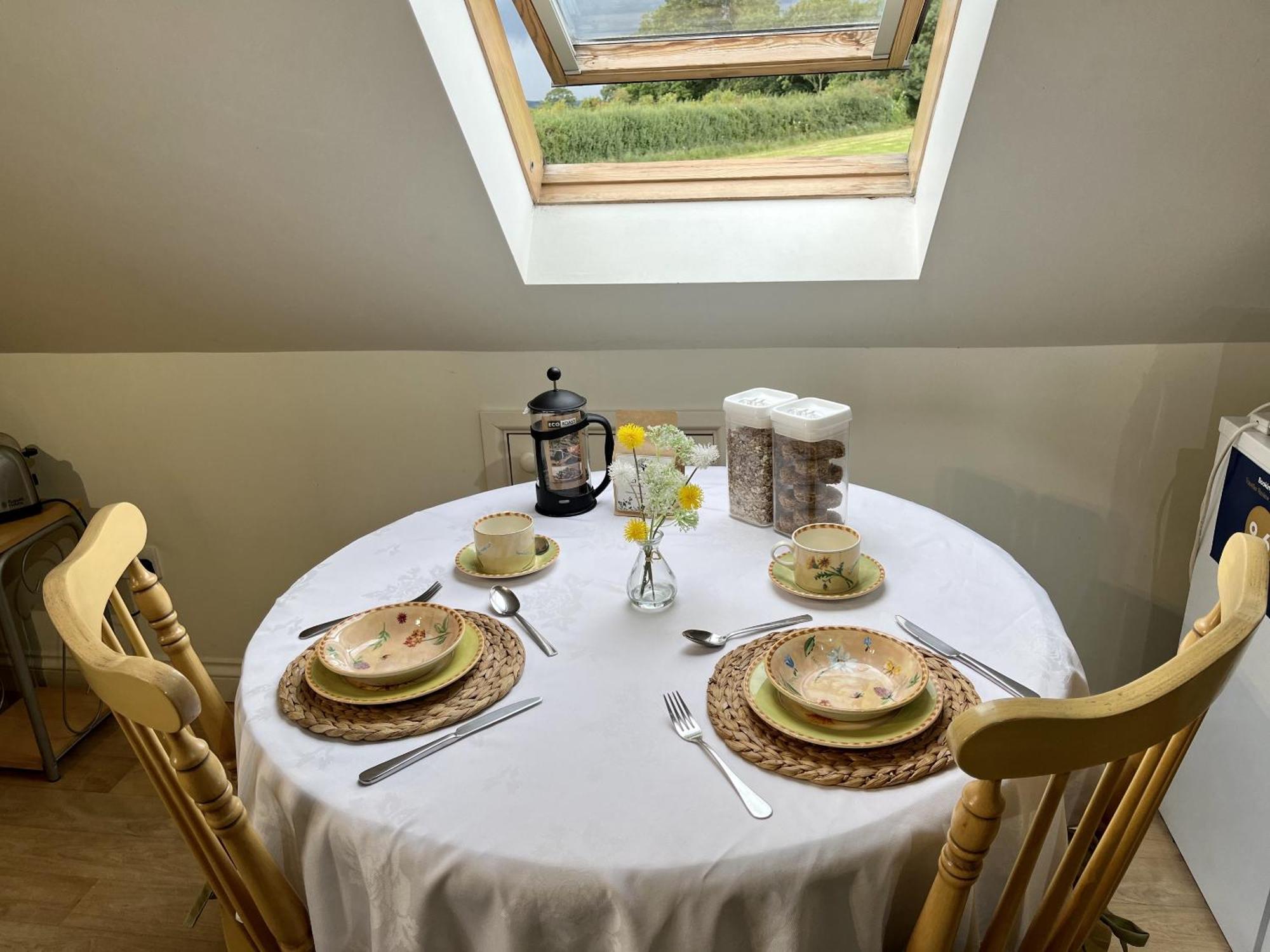 Priors Oak - A Cosy Studio With Countryside Views In Dorset Stalbridge Exterior photo